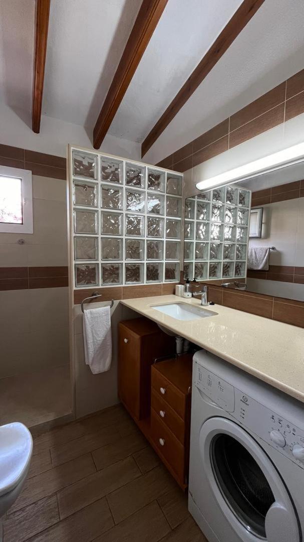 Apartment Con Piscina Y Playa *