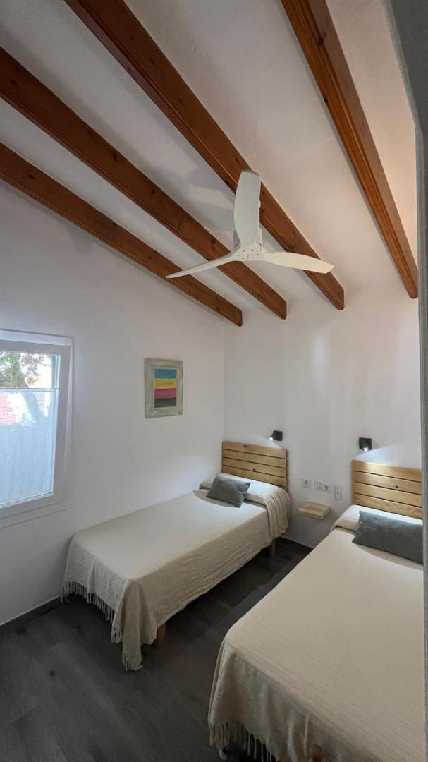 Apartment Con Piscina Y Playa *
